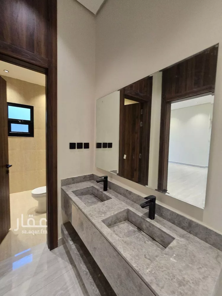 Floor for Sale in Riyadh Al Maizilah 10