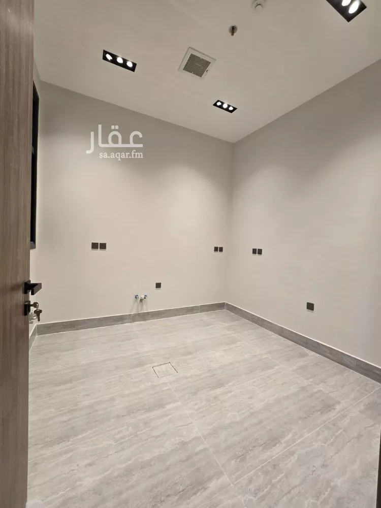 Apartment for Sale in Riyadh Al Yarmouk 6