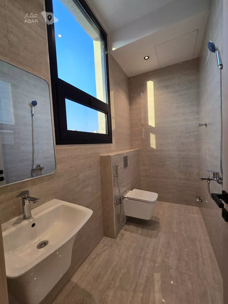 Villa for Sale in Riyadh Al Qadisiyah 7