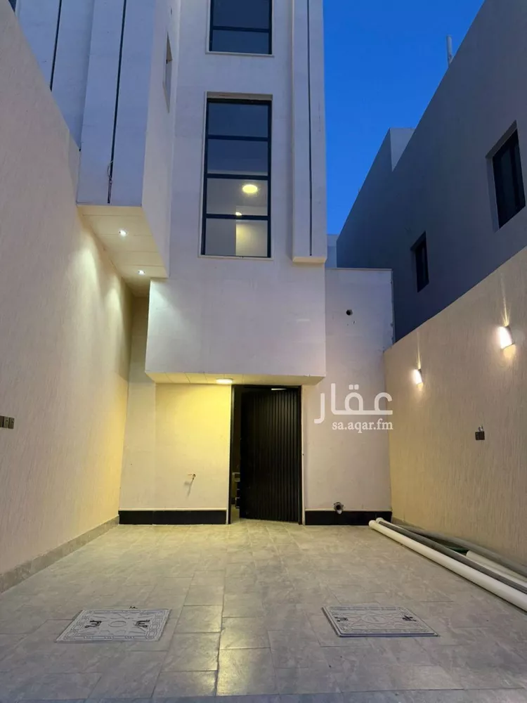 Floor for Sale in Riyadh Ar Rimal