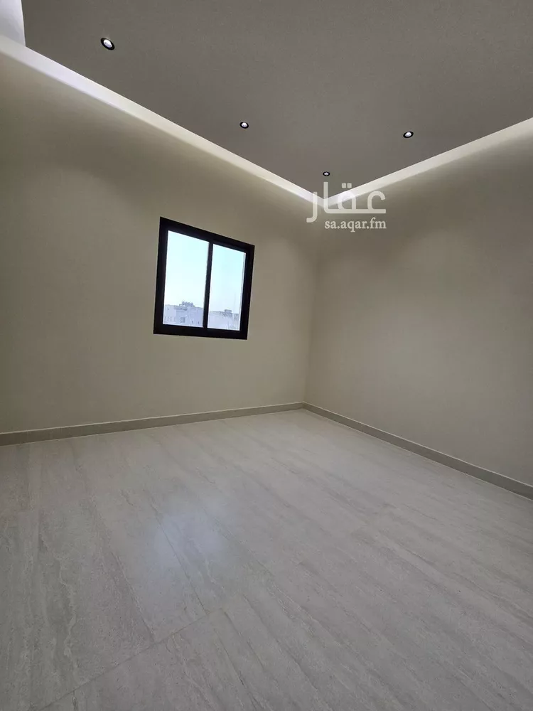 Floor for Sale in Riyadh Ash Sharq 6