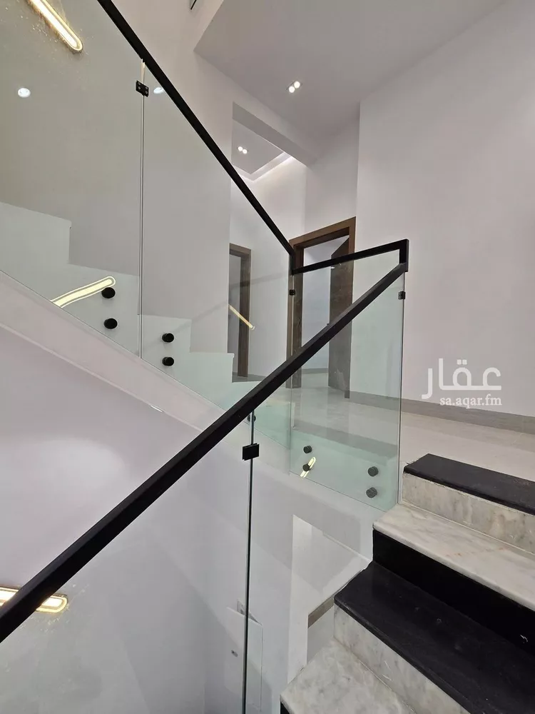 فيلا للبيع في شارع يحيى بن يحيى القرطبي, حي الرمال, مدينة الرياض, منطقة الرياض صورة 2