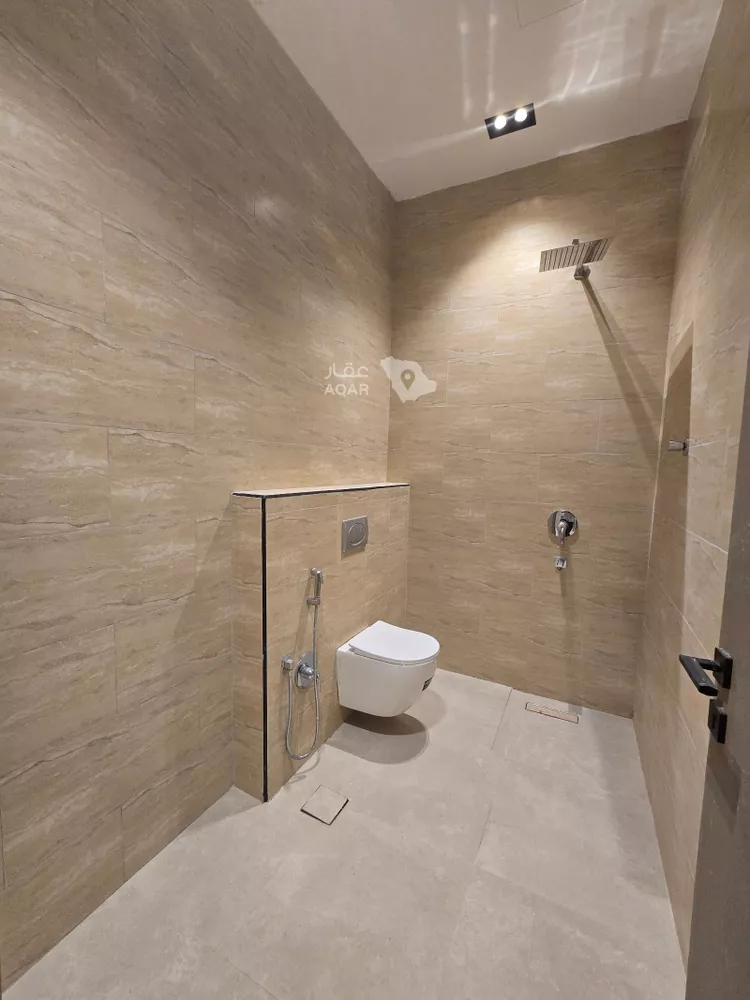 دور للبيع في شارع مشرق, حي قرطبة, مدينة الرياض, منطقة الرياض 11