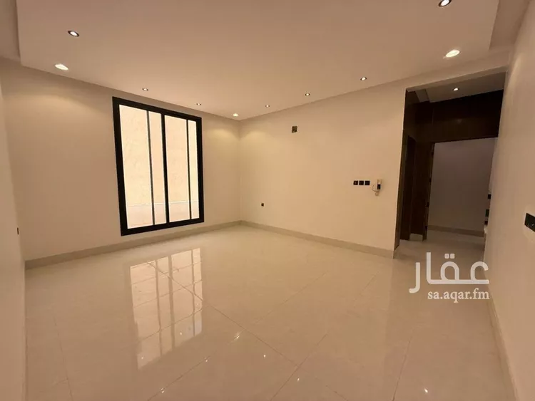 دور للبيع في شارع الطارق, حي الرمال, مدينة الرياض, منطقة الرياض صورة 4