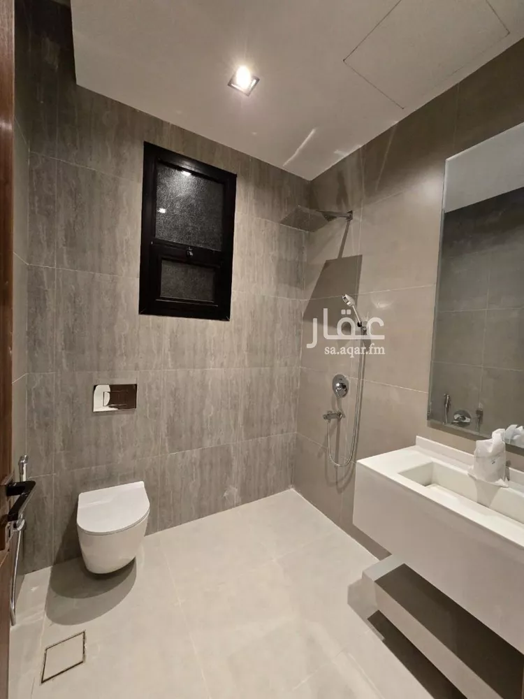 Floor for Sale in Riyadh Al Yarmouk ุตูุฑุฉ 4