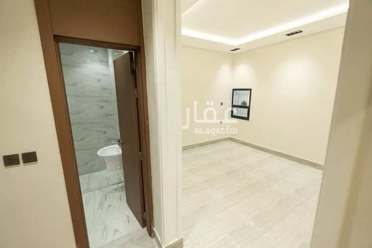 دور للبيع في شارع ابن زمرك, حي الرمال, مدينة الرياض, منطقة الرياض صورة 2