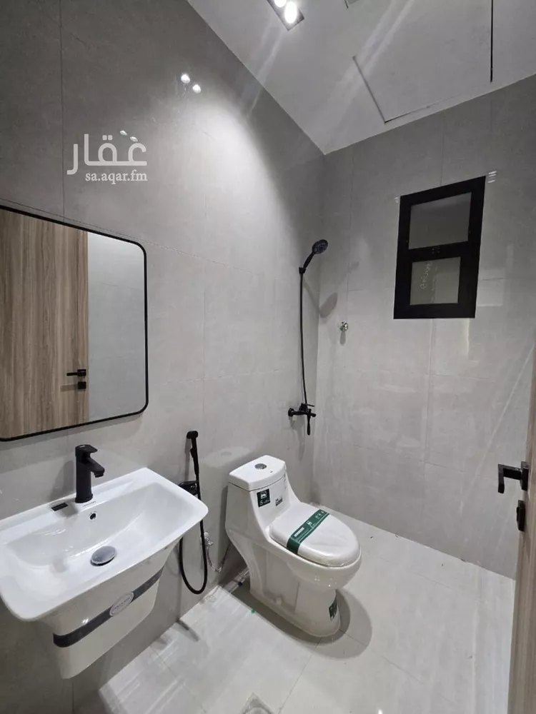 دور للبيع في شارع المجيمز, حي المعيزيلة, مدينة الرياض, منطقة الرياض صورة 2