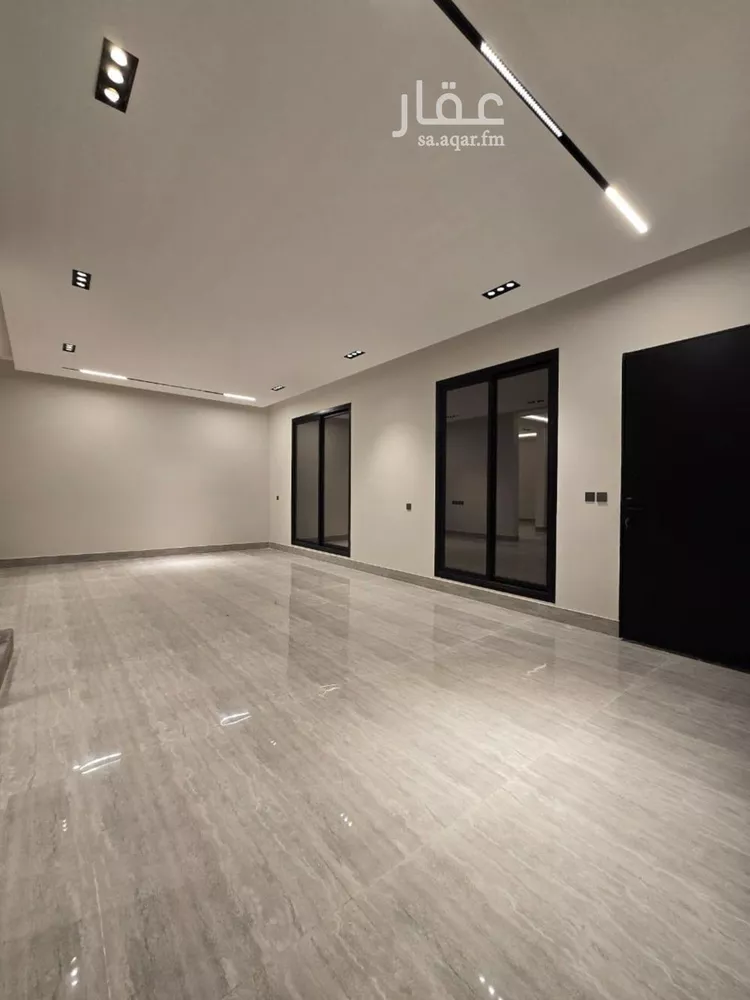 دور للبيع في شارع سليمان الحميضي, حي الرمال, مدينة الرياض, منطقة الرياض صورة 3