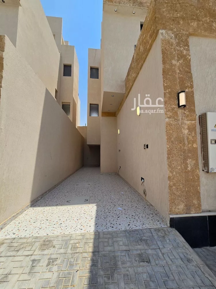 دور للبيع في شارع الوليد بن خالد, حي البيان, مدينة الرياض, منطقة الرياض 9