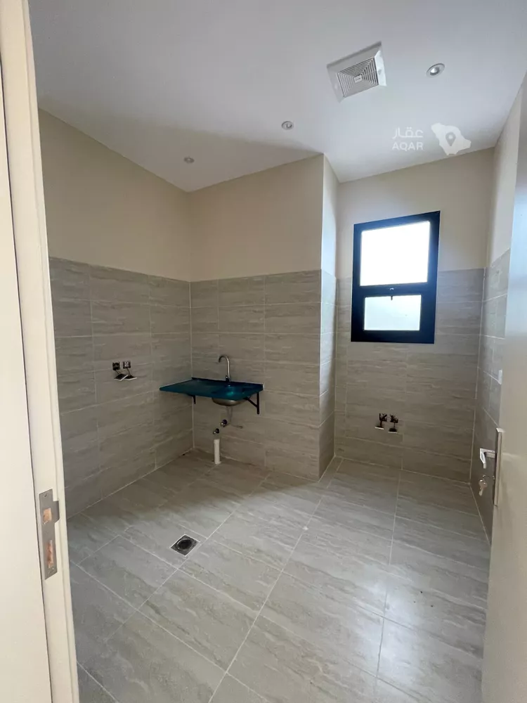 Apartment for Sale in Thadiq Ad Deerah Al Kadimah 2