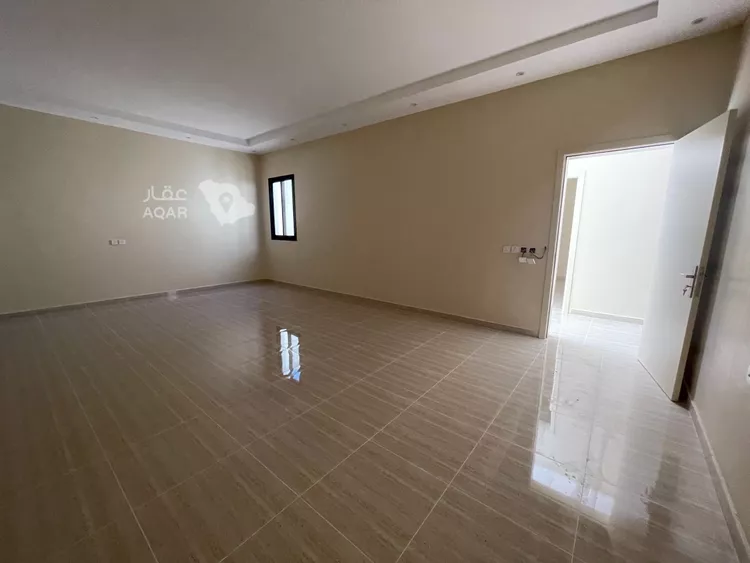 Apartment for Sale in Thadiq Ad Deerah Al Kadimah 7