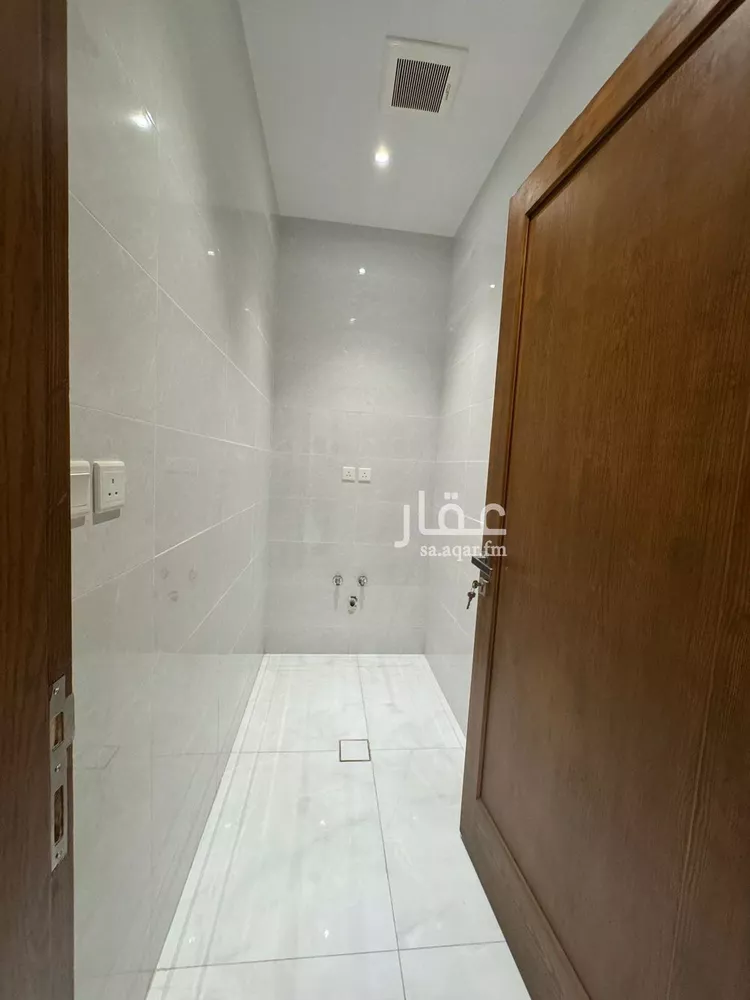 شقة للإيجار في شارع الدكتور, حي العزيزية, مدينة جدة, منطقة مكة المكرمة صورة 3