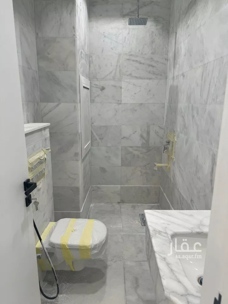 شقة للإيجار في شارع ابن زيدون, حي الروضة, مدينة جدة, منطقة مكة المكرمة