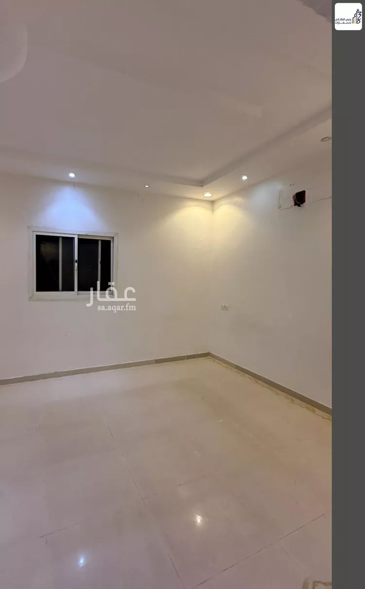 Floor for Rent in Riyadh Ar Rimal 10