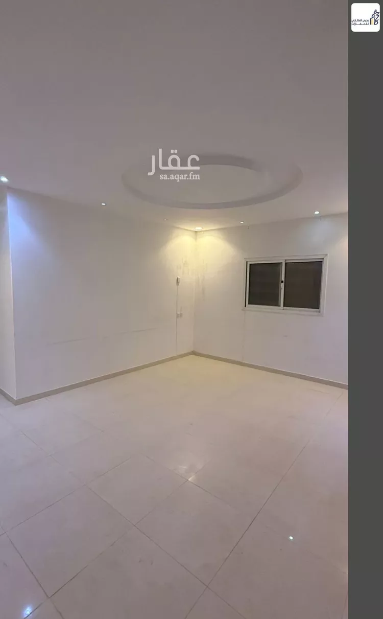 Floor for Rent in Riyadh Ar Rimal 14