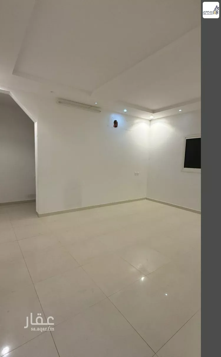 Floor for Rent in Riyadh Ar Rimal 8