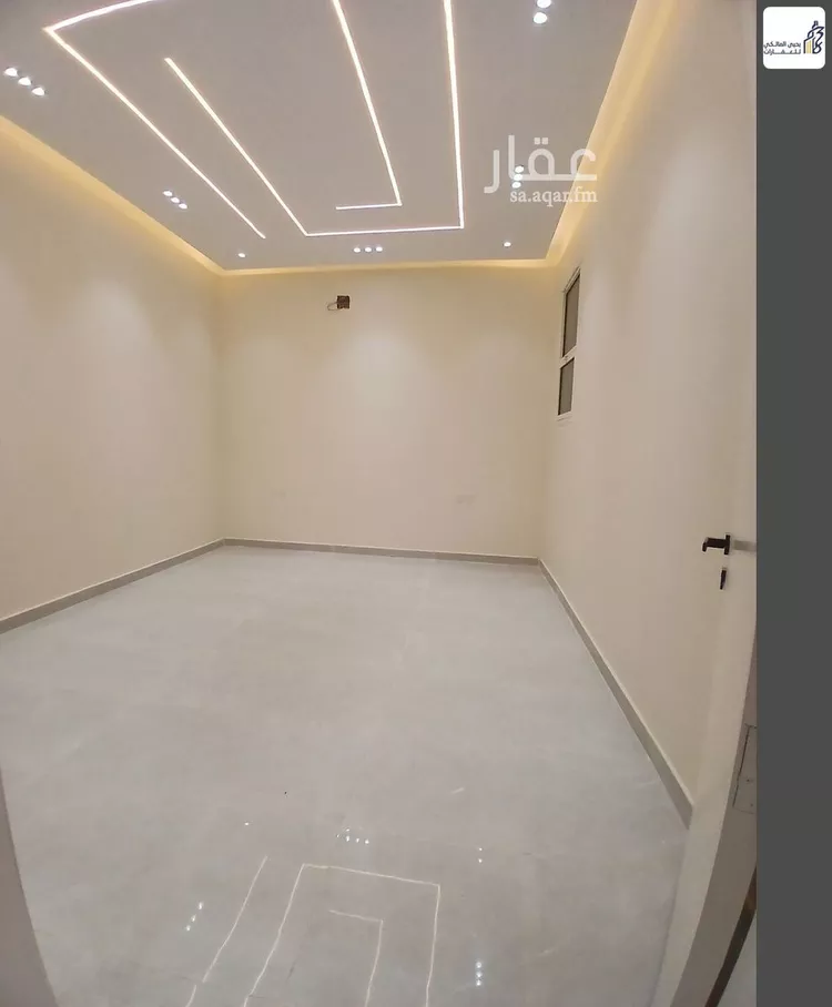Floor for Sale in Riyadh Al Janadriyah 14
