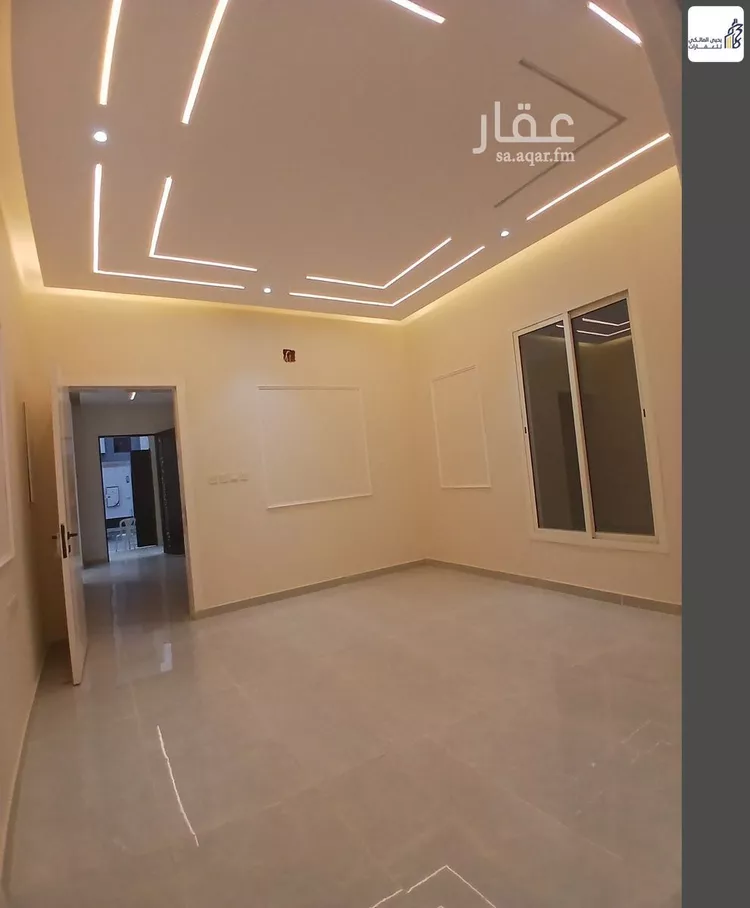 Floor for Sale in Riyadh Al Janadriyah 17