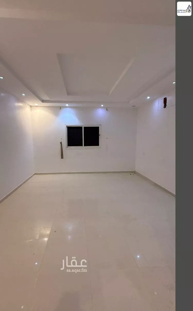 Floor for Rent in Riyadh Ar Rimal 7