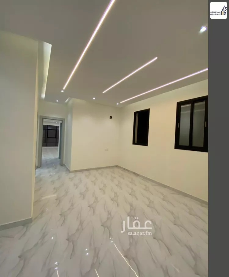 فيلا للبيع في شارع عمر الصفار, حي المرجان, مدينة الرياض, منطقة الرياض صورة 3