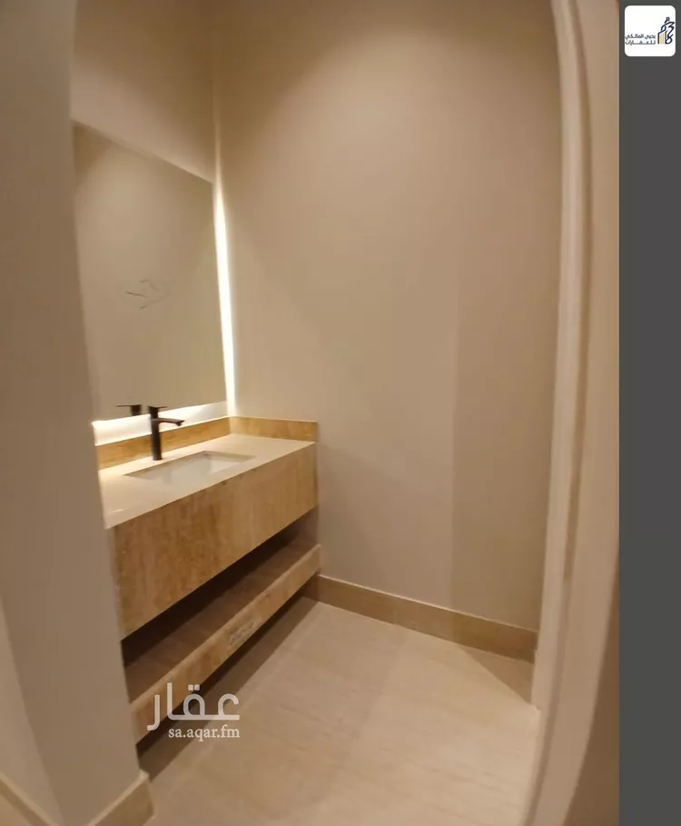 فيلا للإيجار في شارع يوسف اللخمي, حي الرمال, مدينة الرياض, منطقة الرياض صورة 5