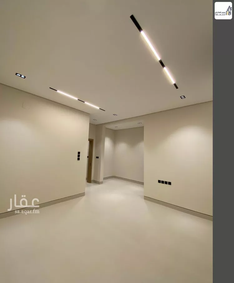 فيلا للبيع في شارع زياد بن أيوب, حي الرمال, مدينة الرياض, منطقة الرياض صورة 4