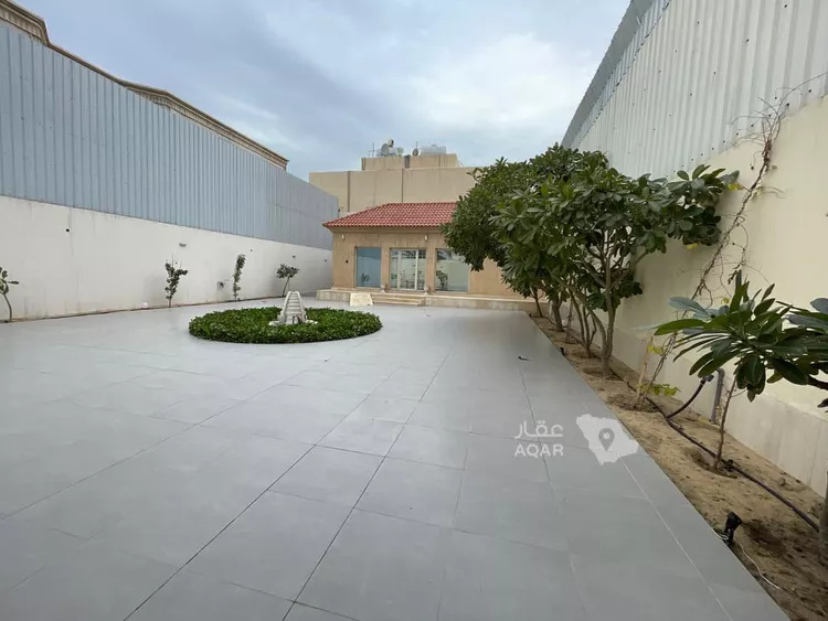 Floor for Rent in Dammam Al Faisaliah 4