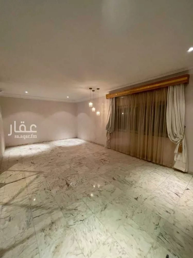 فيلا للبيع في شارع النزهة, حي الروضة, مدينة الدمام, المنطقة الشرقية صورة 2