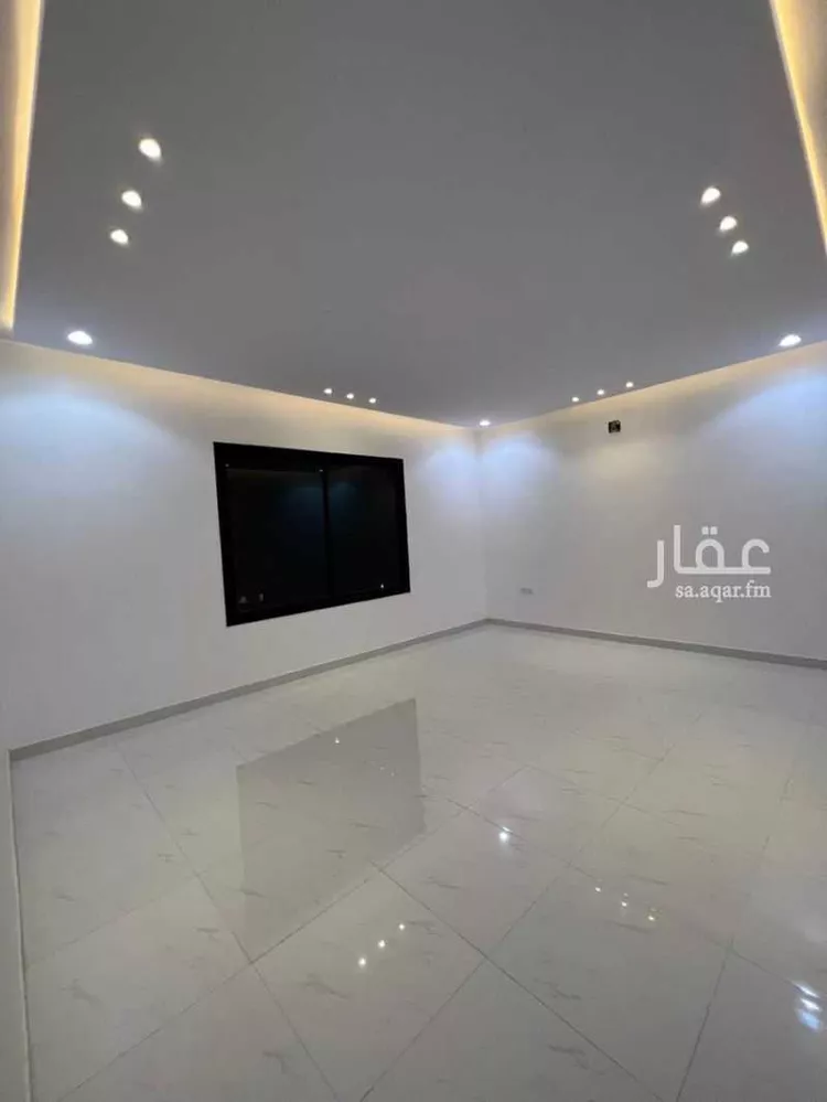 فيلا للإيجار في شارع فؤاد محمد عمر توفيق, حي القادسية, مدينة الرياض, منطقة الرياض صورة 2