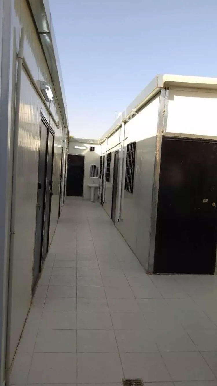 فيلا للإيجار في شارع خديجة بنت خويلد, حي العريجاء الغربي, مدينة الرياض, منطقة الرياض صورة 5