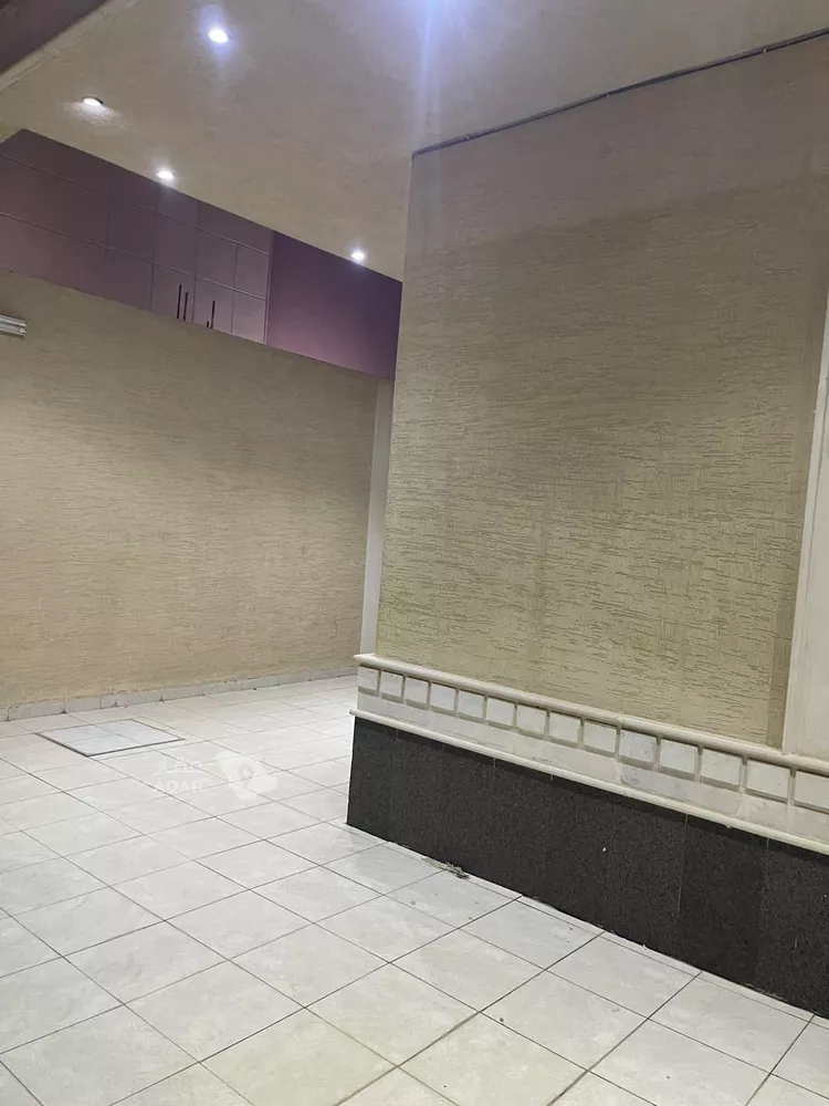 Floor for Rent in Riyadh Tuwaiq 5