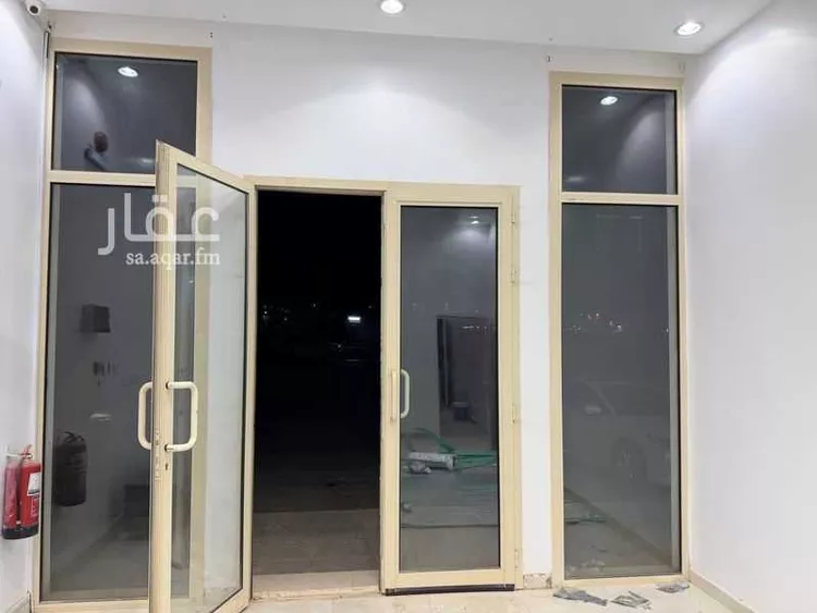Shop for Rent in Riyadh Al Mahdiyah صورة 4