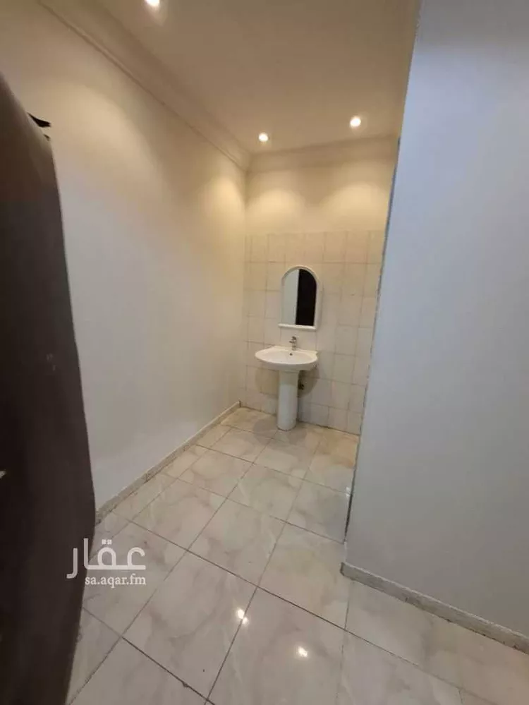 شقة للإيجار في شارع كوالالمبور, حي اليرموك, مدينة الرياض, منطقة الرياض صورة 4