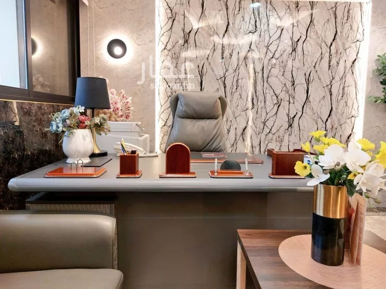 مكتب تجاري للإيجار في شارع التخصصي الفرعي, حي المحمدية, مدينة الرياض, منطقة الرياض