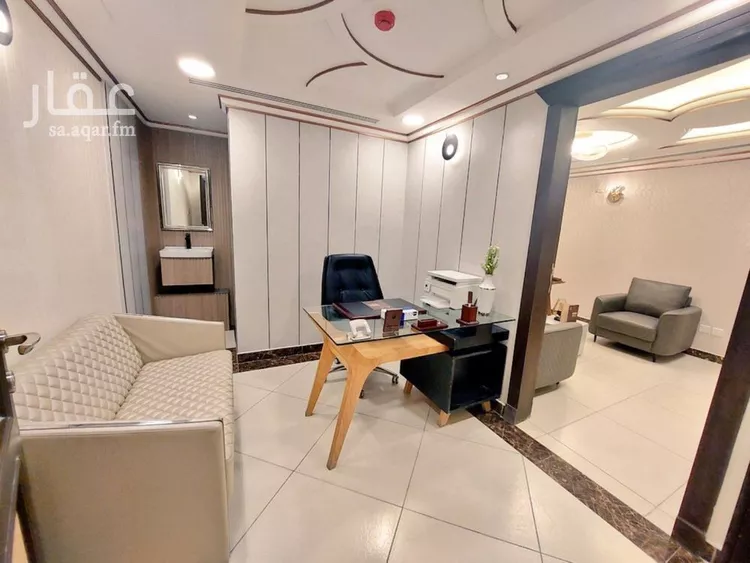 مكتب تجاري للإيجار في شارع التخصصي الفرعي, حي المحمدية, مدينة الرياض, منطقة الرياض صورة 3