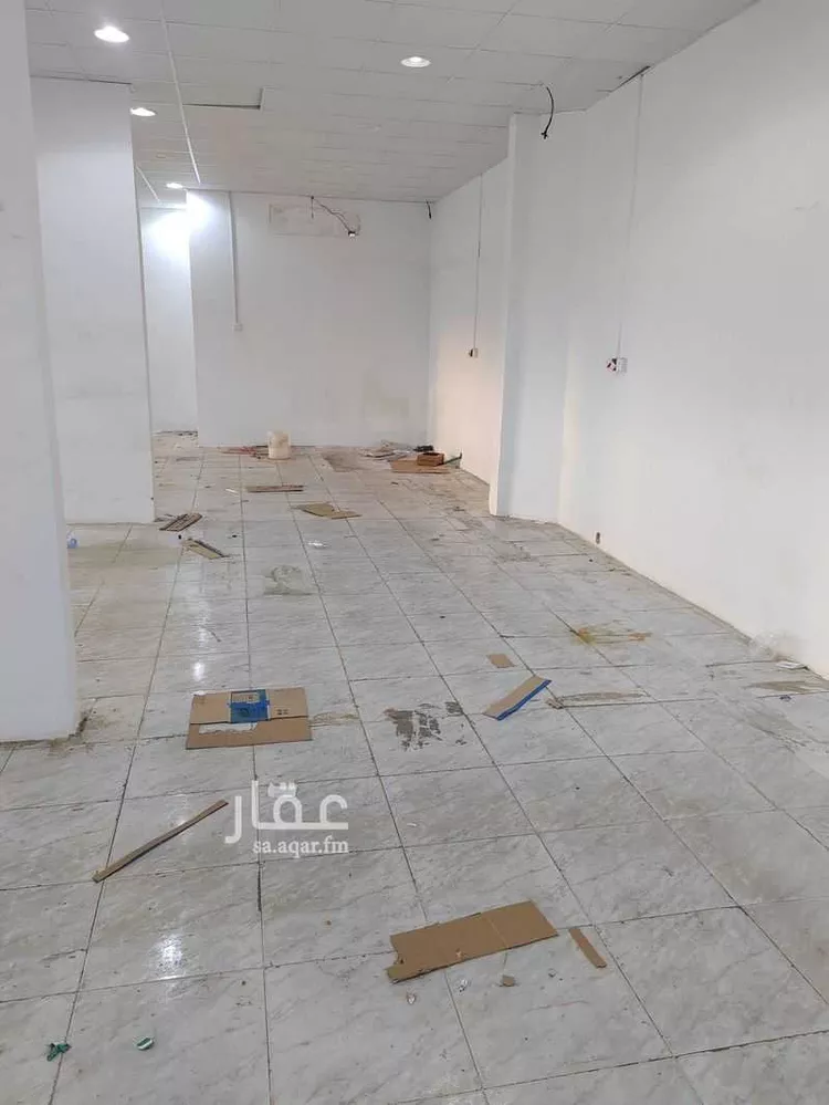 محل للإيجار في شارع طريق عبدالرحمن بن عوف, حي النسيم الغربي, مدينة الرياض, منطقة الرياض صورة 4