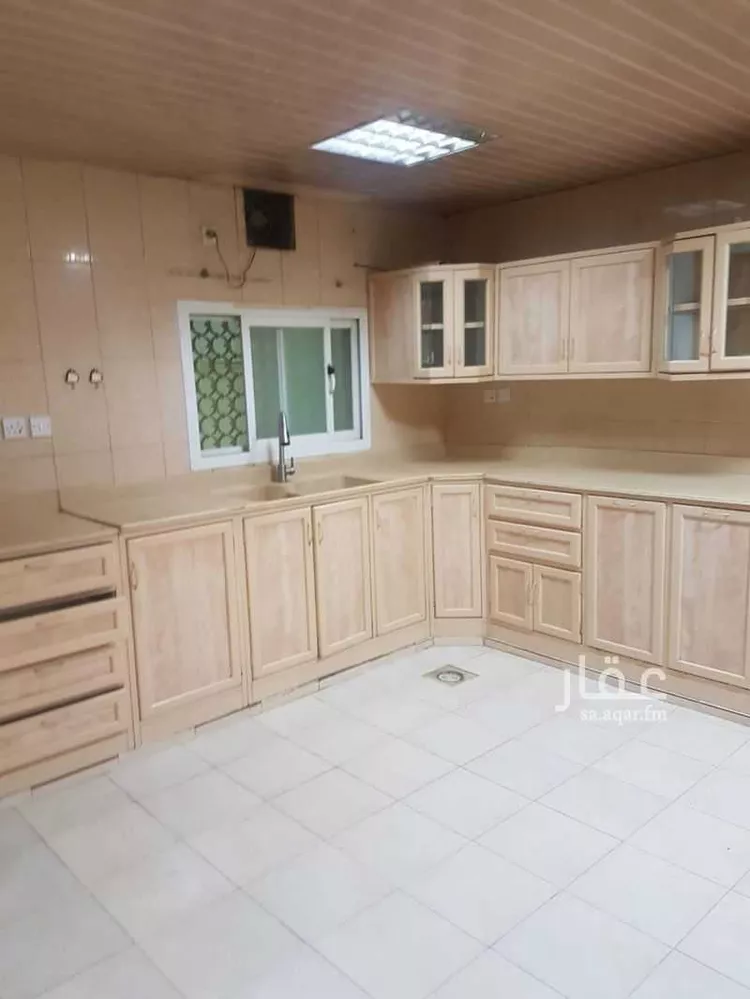 فيلا للإيجار في شارع حاتم بن ظافر, حي النسيم الغربي, مدينة الرياض, منطقة الرياض