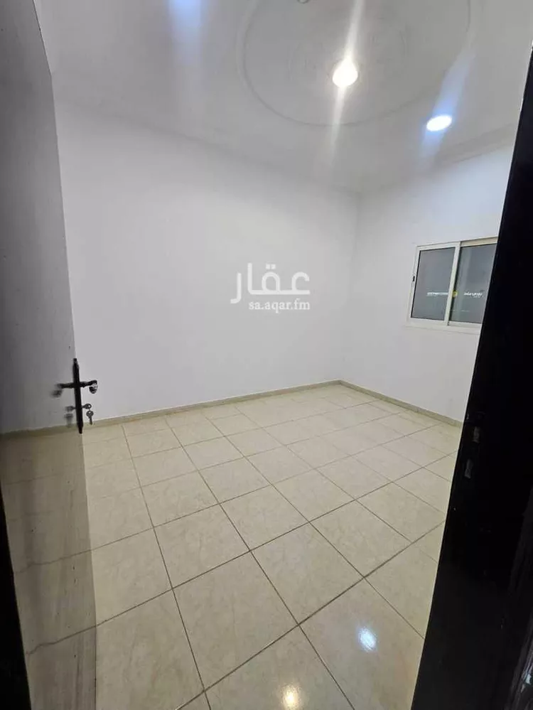 شقة للإيجار في شارع قلعة الفسطاط, حي إشبيلية, مدينة الرياض, منطقة الرياض