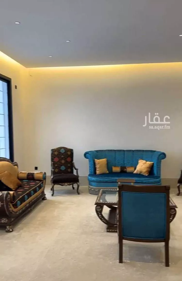 فيلا للبيع في شارع حجر بن يزيد, حي النسيم الغربي, مدينة الرياض, منطقة الرياض صورة 2