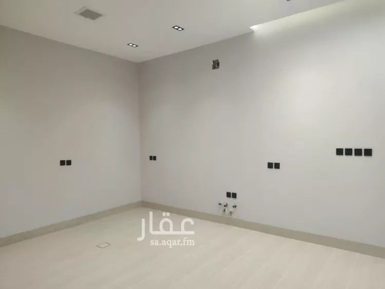 دور للبيع في شارع 618 النظيم, حي النظيم, مدينة الرياض, منطقة الرياض صورة 2