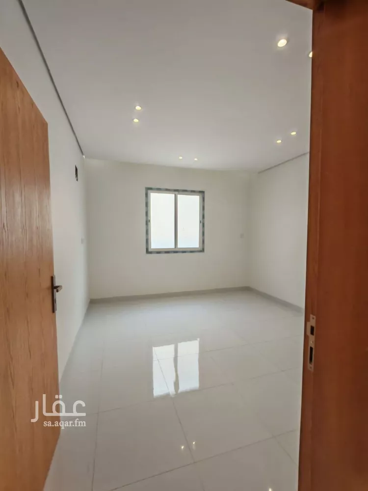 عمارة للإيجار في شارع عبدالله بن مسعود, حي النسيم الغربي, مدينة الرياض, منطقة الرياض صورة 3