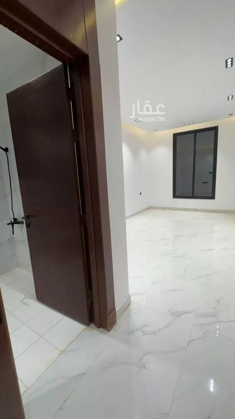 فيلا للبيع في شارع سعيد بن محمد المكناسي, حي الرمال, مدينة الرياض, منطقة الرياض صورة 4