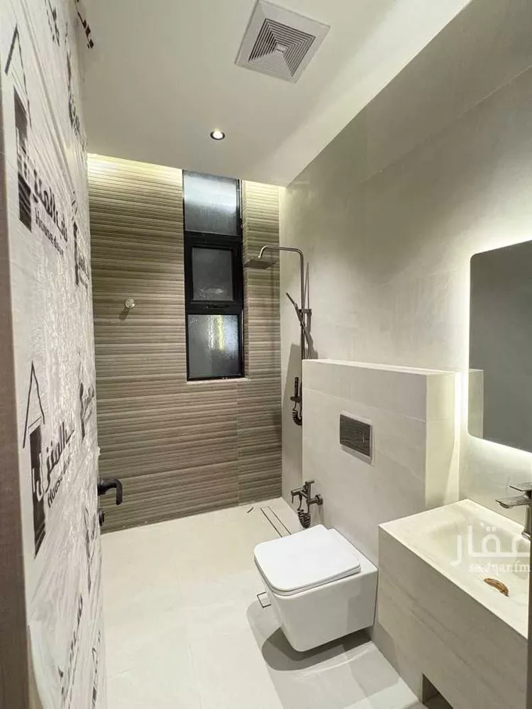 Floor for Sale in Riyadh Ar Rimal 18