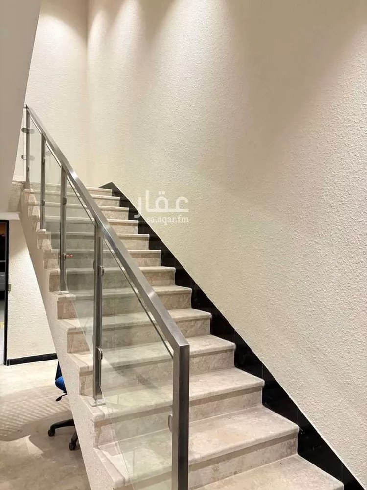 Floor for Sale in Riyadh Ar Rimal 26