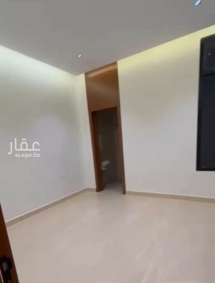 دور للبيع في شارع إبراهيم رفعت, حي عكاظ, مدينة الرياض, منطقة الرياض صورة 3