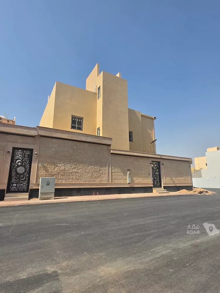 فيلا للبيع في شارع رقم 129, حي ظهرة لبن, مدينة الرياض, منطقة الرياض 4