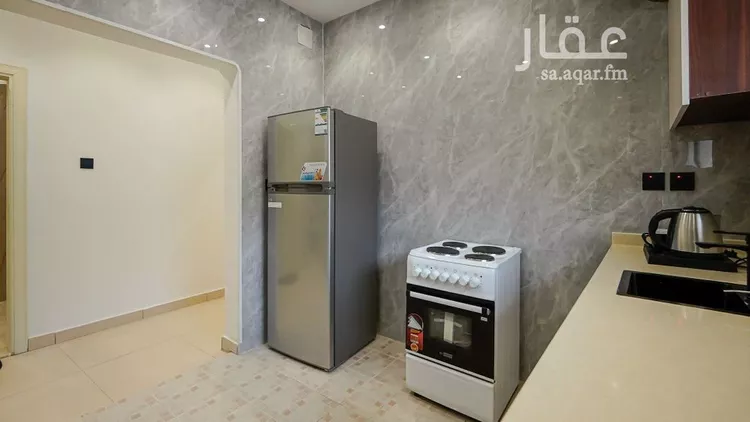 شقة للإيجار في شارع أحمد بن الحسين بن شقير, حي الملز, مدينة الرياض, منطقة الرياض 15