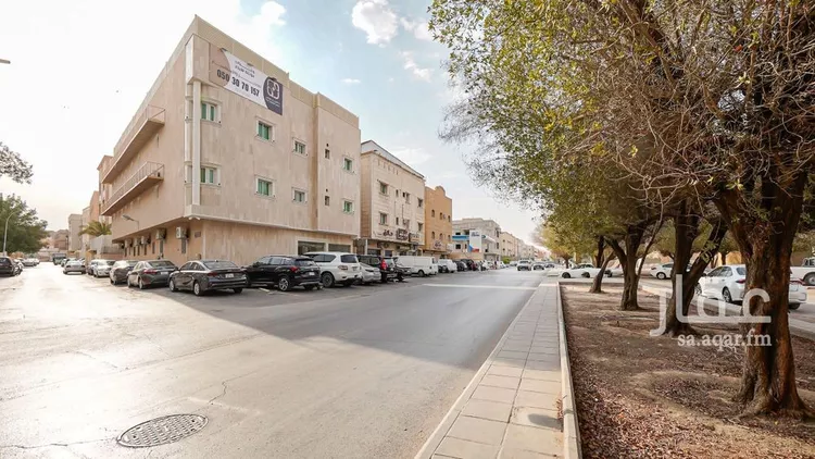 شقة للإيجار في شارع أحمد بن الحسين بن شقير, حي الملز, مدينة الرياض, منطقة الرياض 25