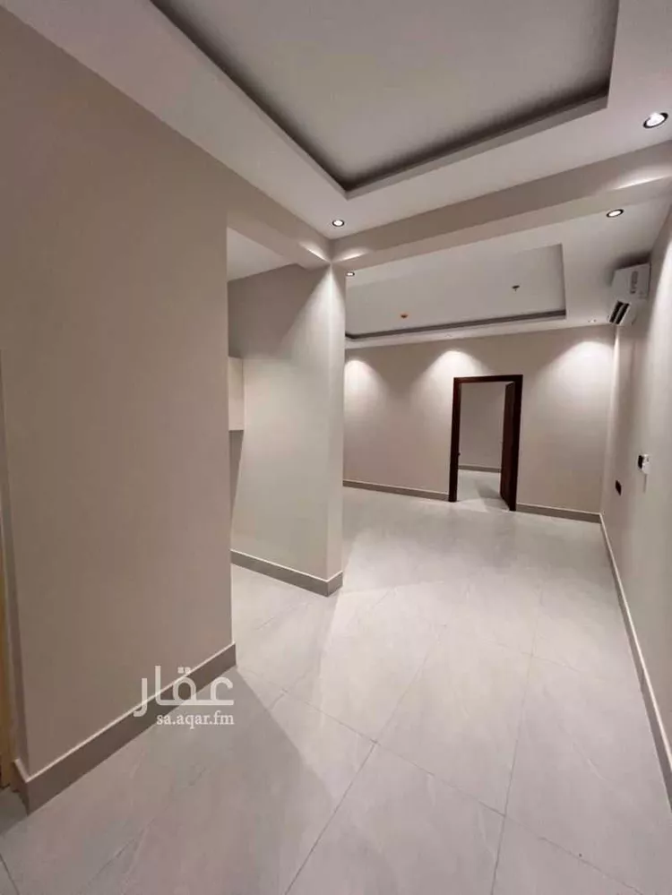 Building for Sale in Riyadh Al Janadriyah 12