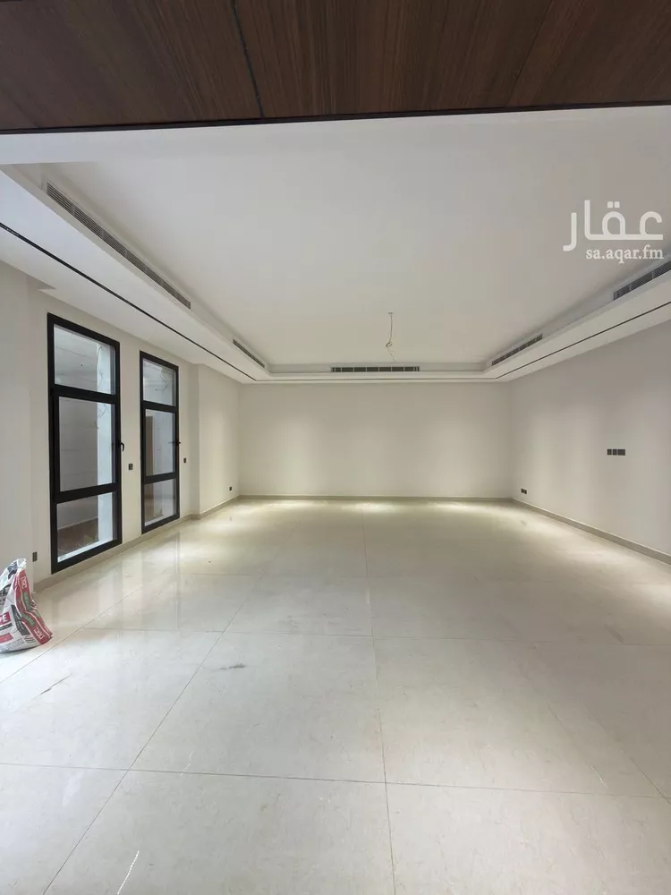 فيلا للبيع في شارع البكرات, حي الرحمانية, مدينة الرياض, منطقة الرياض صورة 2